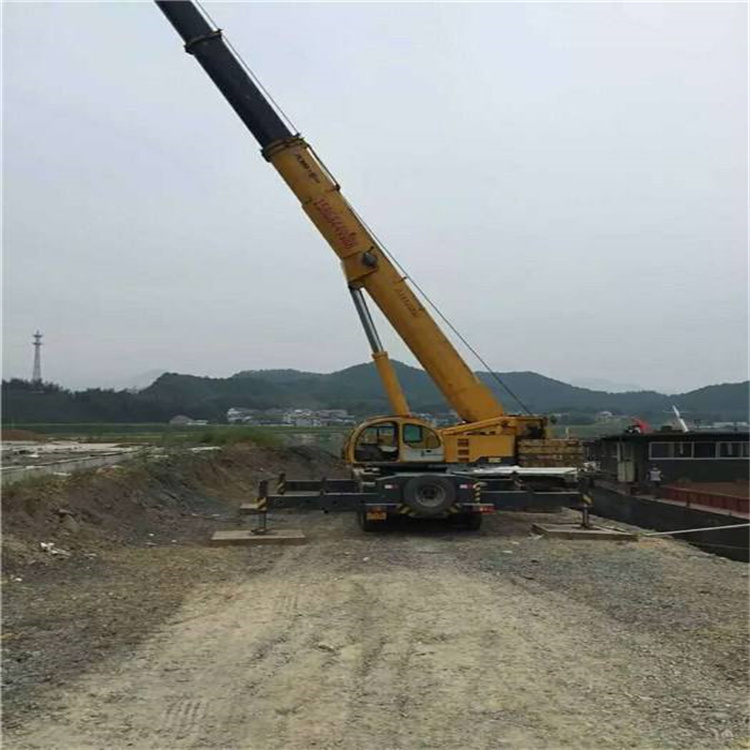 周村重型吊车租赁费用